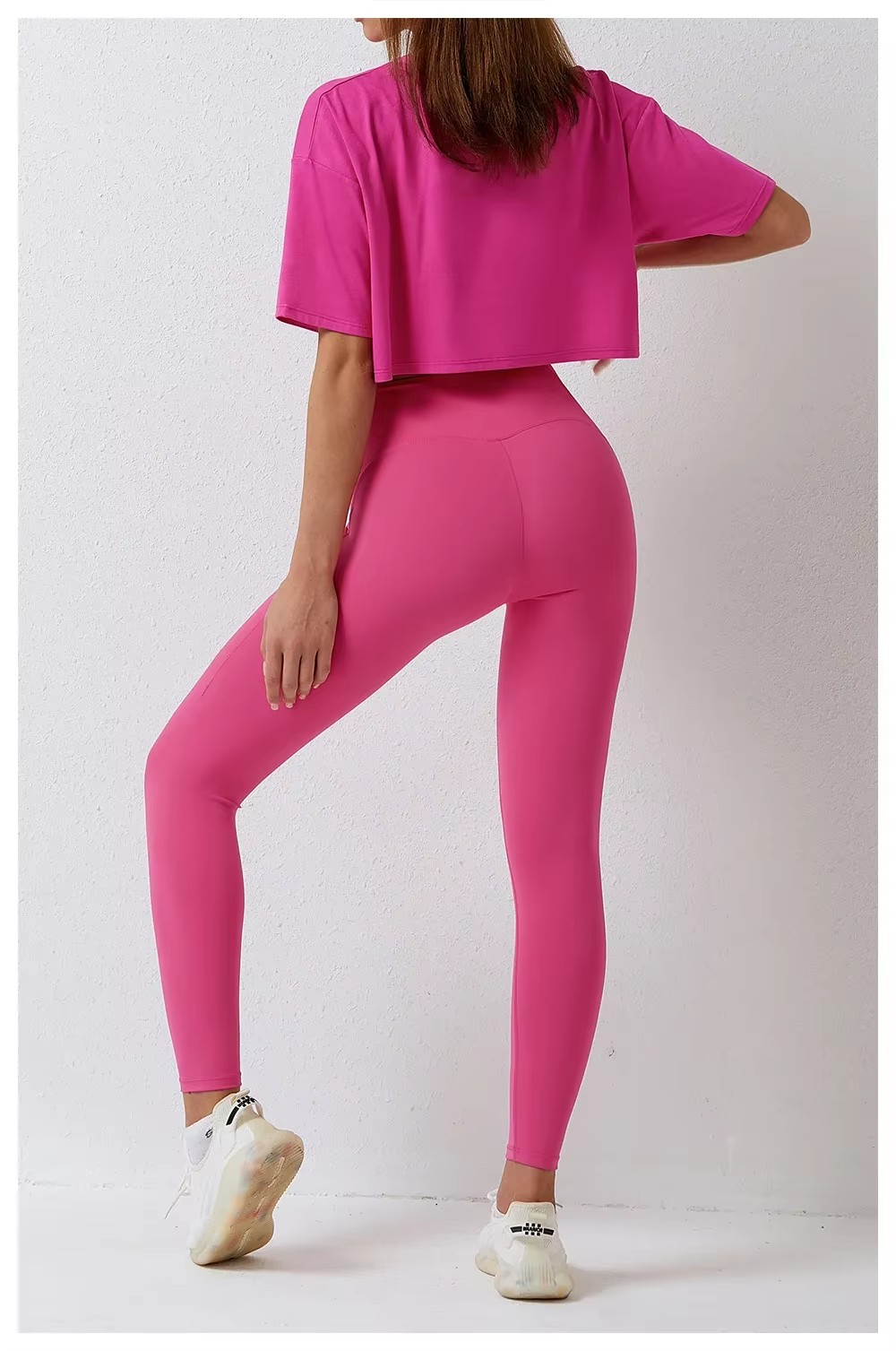 Cropped t-shirt